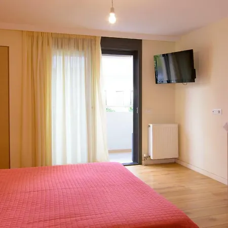 Apartamento Hra House *